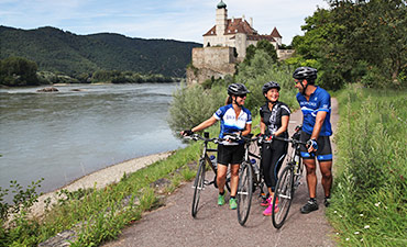 Sep danube river cruise small