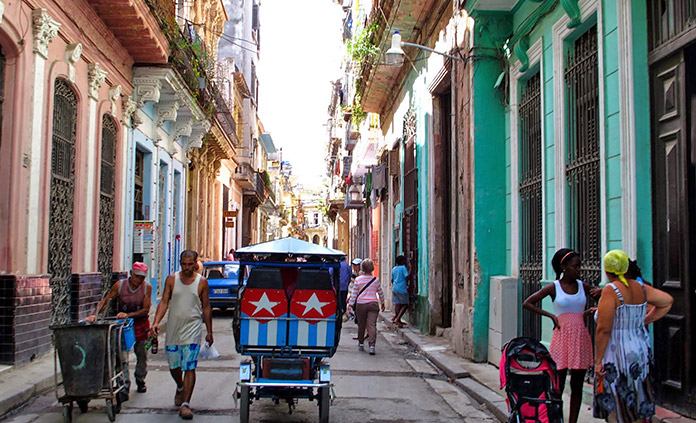 Cuba Walking Tour