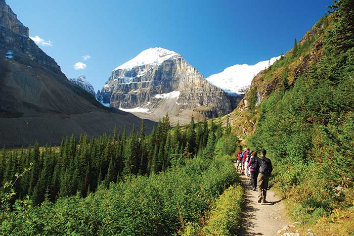 canadian rockies hiking trips