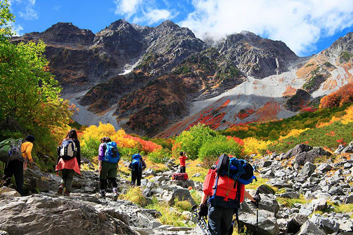 walking tour japan